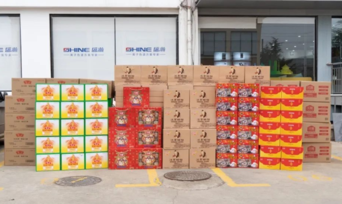 小年至 年味濃！關(guān)懷備至，濃濃溫情暖人心